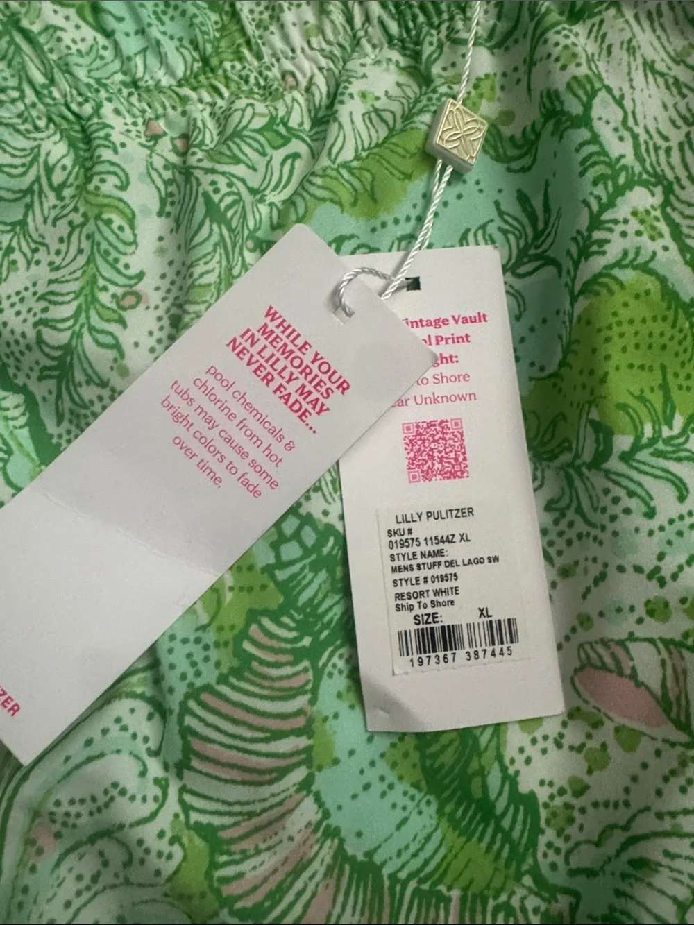 NWT Mens Lilly Pulitzer Swim Shorts size XL